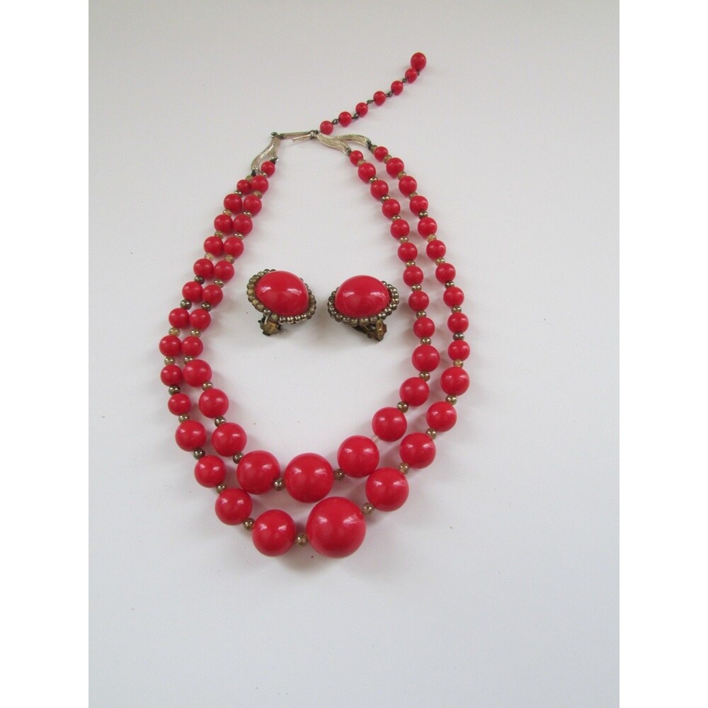 Vtg Japanese Red Double Row Beaded 18" Necklace/Matching Round Clip On Earrings